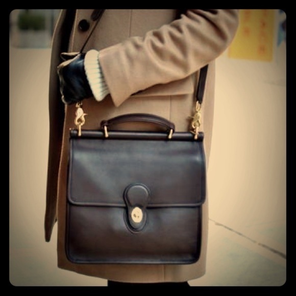 COACH~willis~vintage '70's~LEATHER CROSSBODY BAG